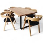 Zestaw 4. Stół Dębowy  S4 i 6 krzesła dębowe K14